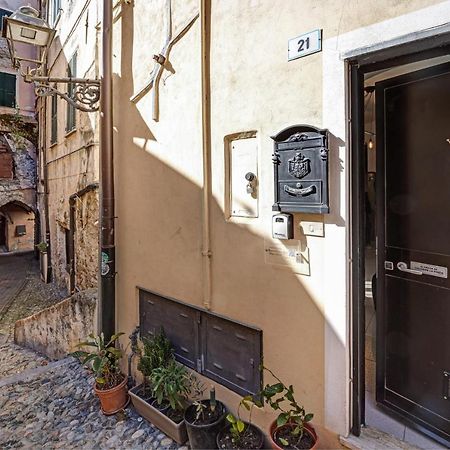 Vila Domus Regina Elena Sanremo Exteriér fotografie